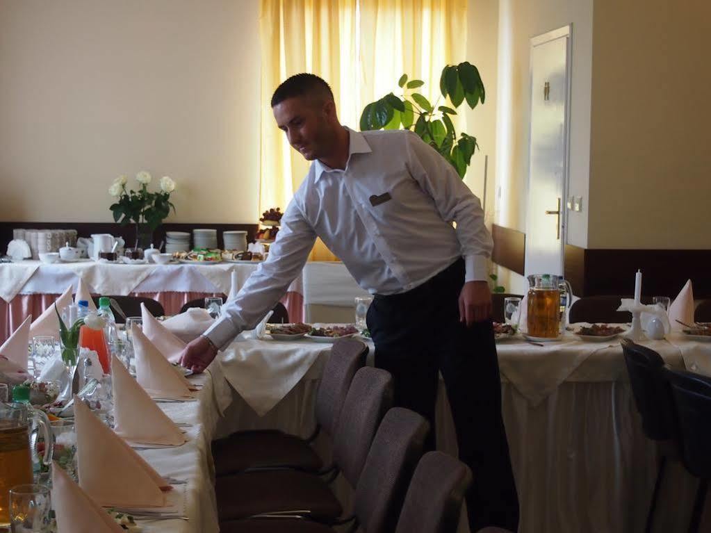 Hotel Colibra وارسو المظهر الخارجي الصورة